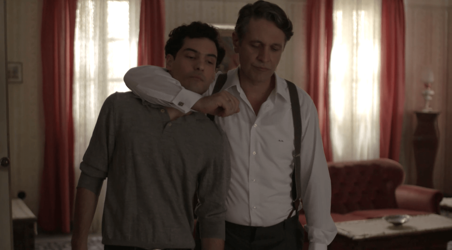 Αγρiες Μέλισσες: Ο Ακύλας μαθαίνει πως ο γιος του είναι ομοφυλόφιλος