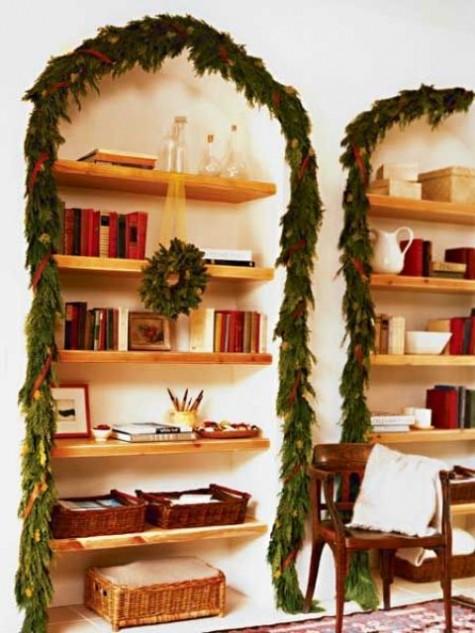 χριστουγεννιάτικες-γιρλάντες-από-έλατο-στο-τζάκι-ιδέες-