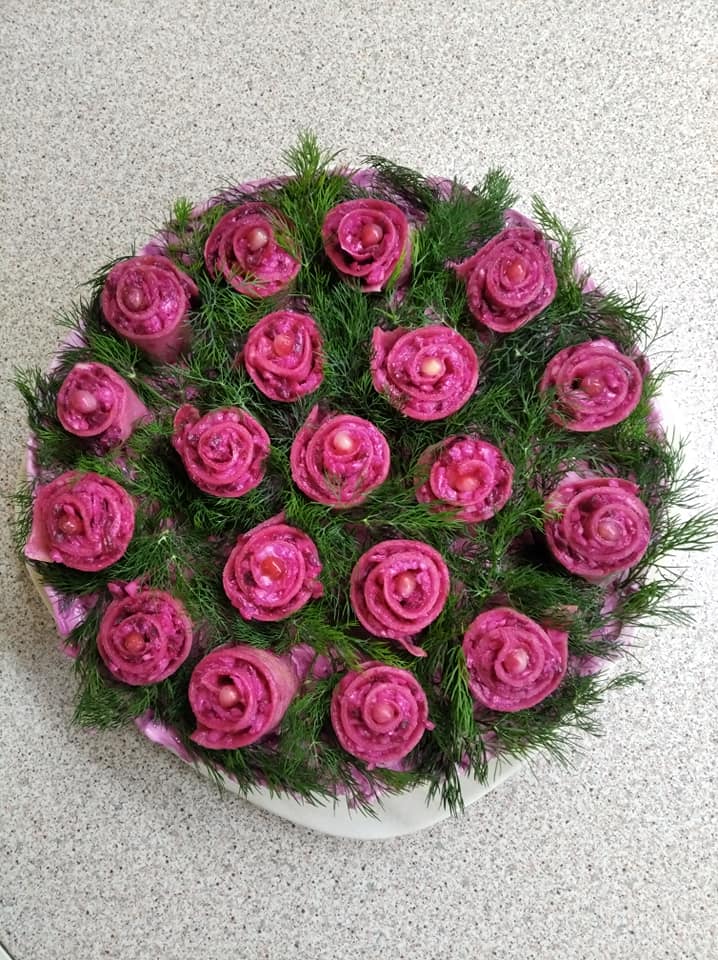 Γιορτινή- Κοτοσαλάτα- με- κρέπες-