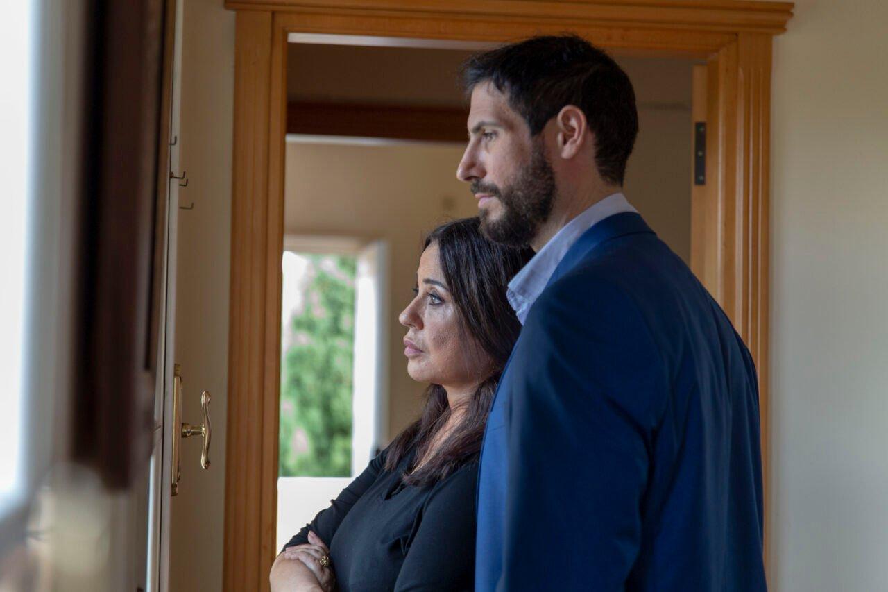 Σασμός : Η Ντίνα φτάνει στο φονιά του Στεφανή