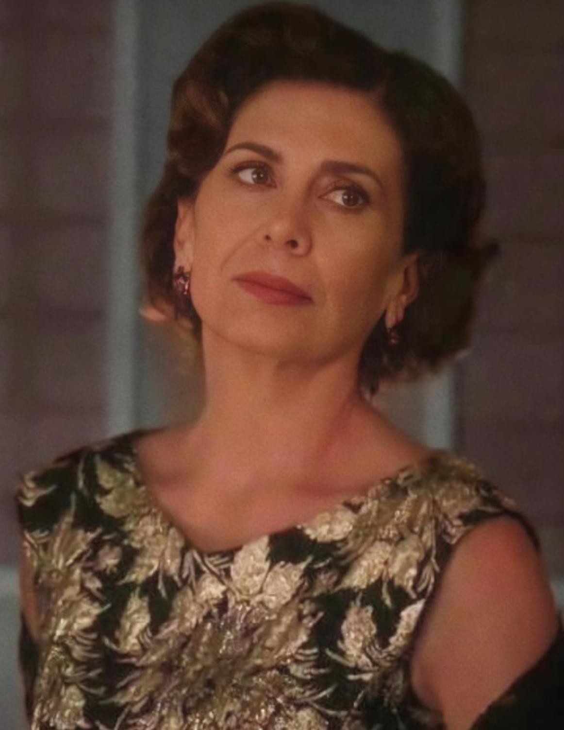 Άγριες Μέλισσες: Η Μυρσίνη κλέβει την περιουσία του Δούκα