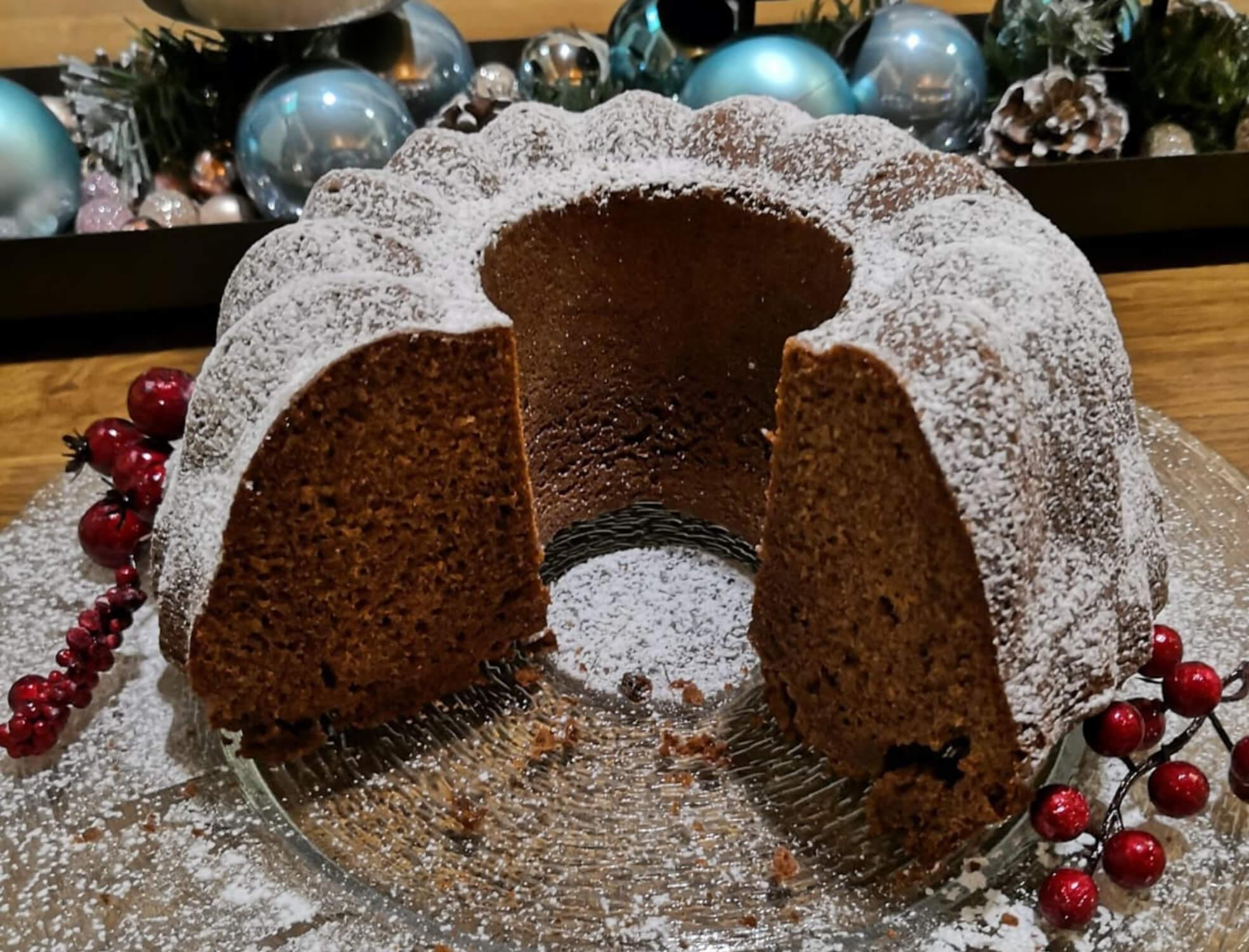 Χριστουγεννιάτικο gingerbread cake