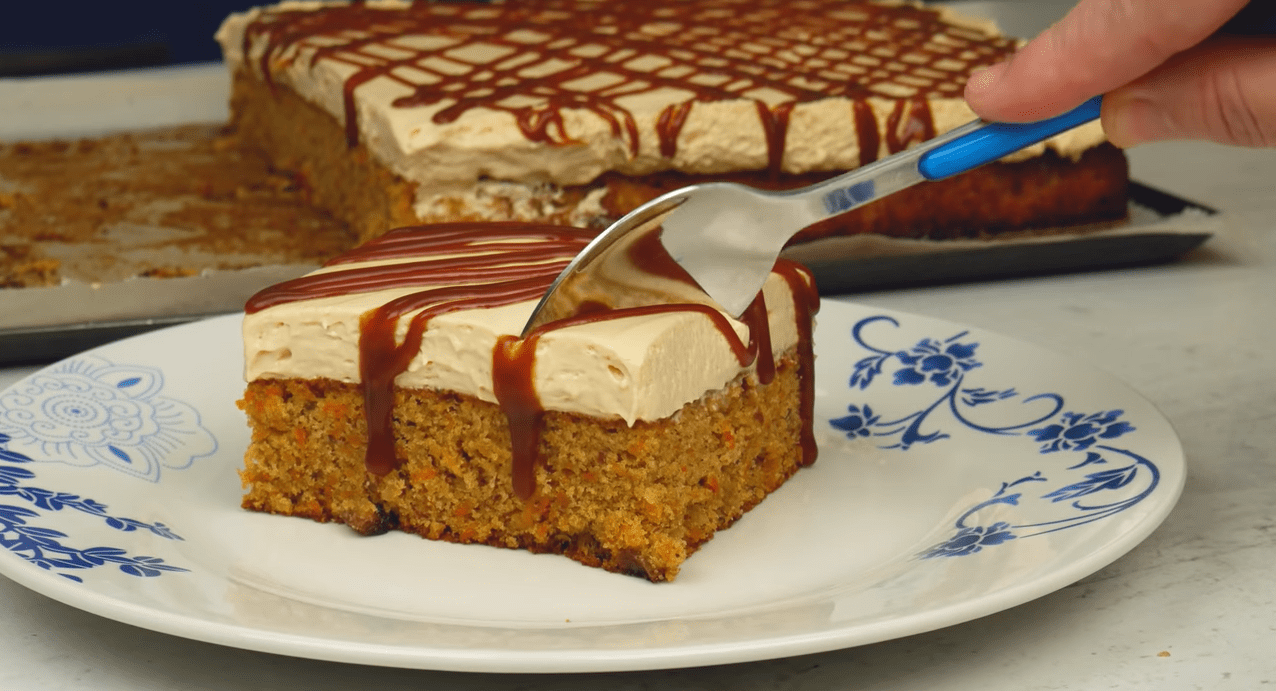 Κέικ καρότου με επικάλυψη καραμέλας