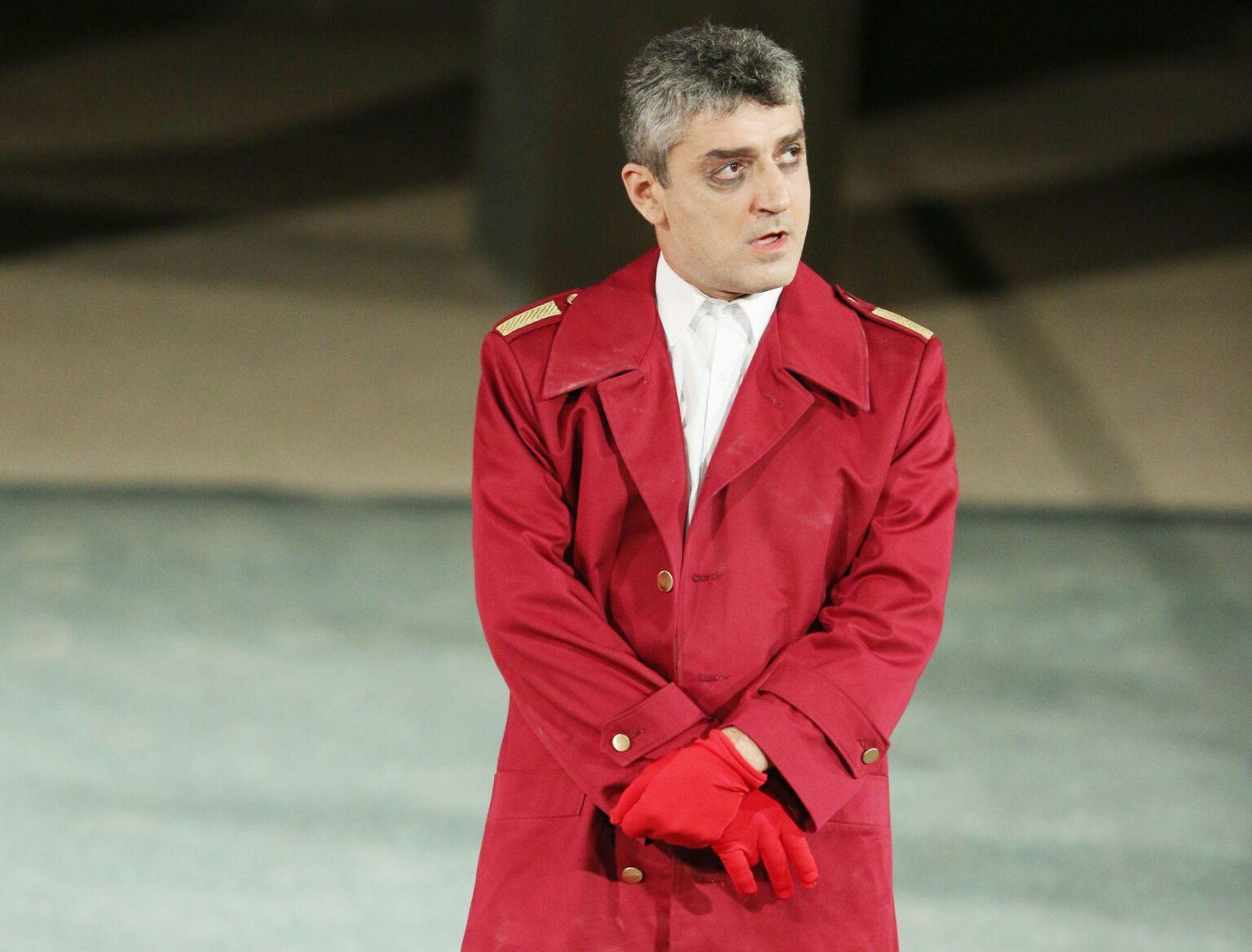 Σασμός – Δημήτρης Ήμελλος : Ελάτε να γνωρίσουμε τον αστυνόμο Αντώνη Φραγκιαδάκη