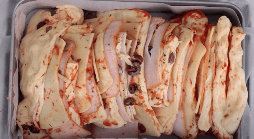 Χριστουγεννιάτικο- γεμιστό- ψωμί-