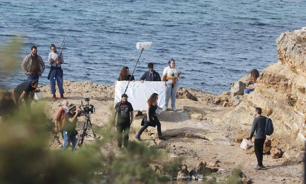 Σκοτεινή θάλασσα: Η νέα δραματική σειρά μυστηρίου έρχεται στο MEGA – Οι πρώτες φωτογραφίες