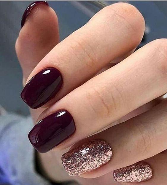 ιδέες-για-χριστουγεννιάτικα νύχια-που-θα-φτιάξεις-μόνη-σου-στο-σπίτι-