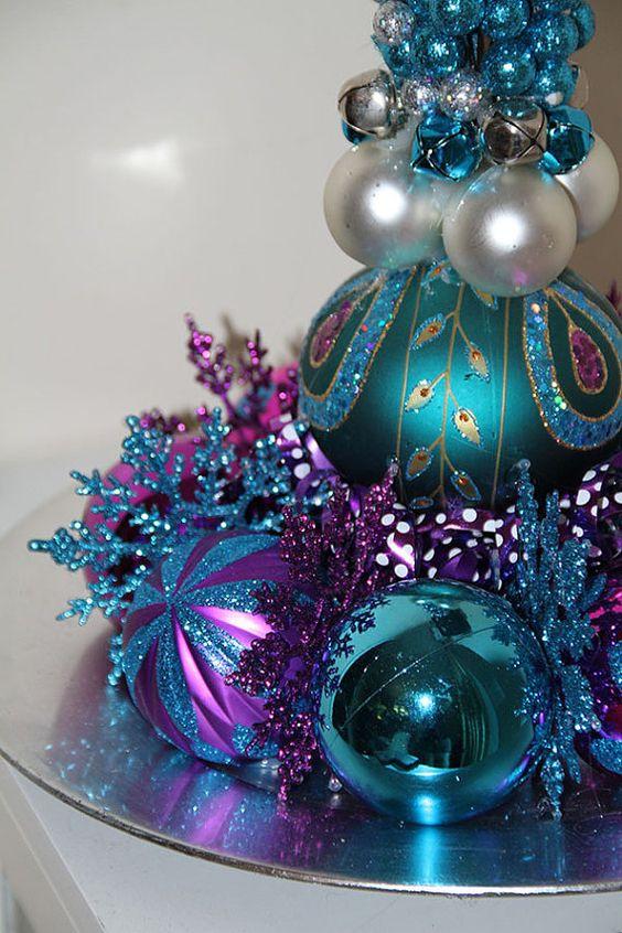 χριστουγεννιάτικος δίσκος-σε-γαλάζιο-και-μοβ-