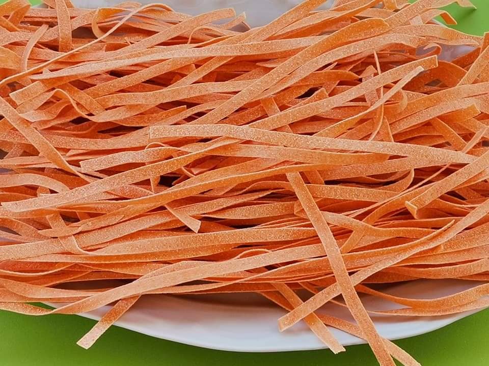 Σπιτικά- μακαρόνια- με- ντομάτα-