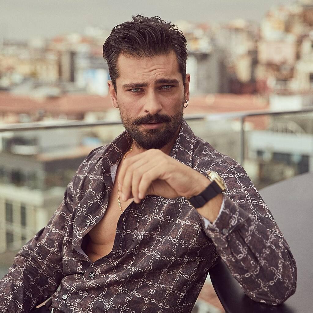 Ο γιατρός: Ο Φερμάν άλλαξε look και είναι πιο κούκλος από ποτέ – Θα τα χάσετε