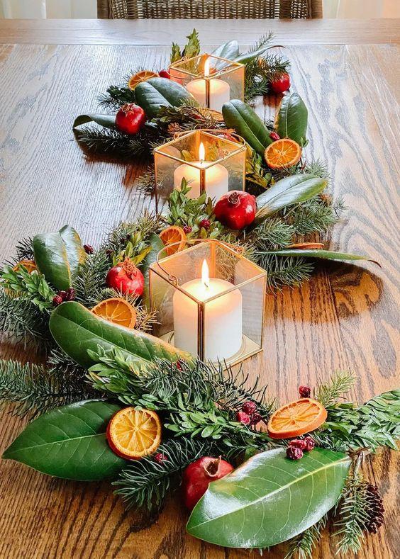 στολισμός-χριστουγεννιάτικου τραπεζιού-με-πορτοκάλια-και-φυσικά υλικά-