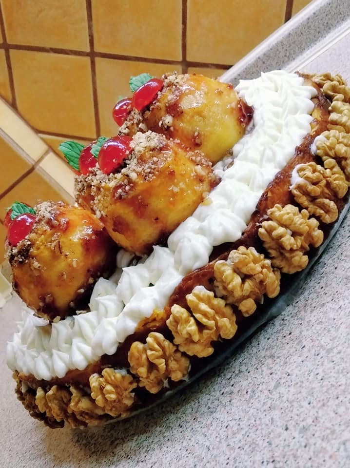 Χριστουγεννιάτικη- μηλόπιτα-