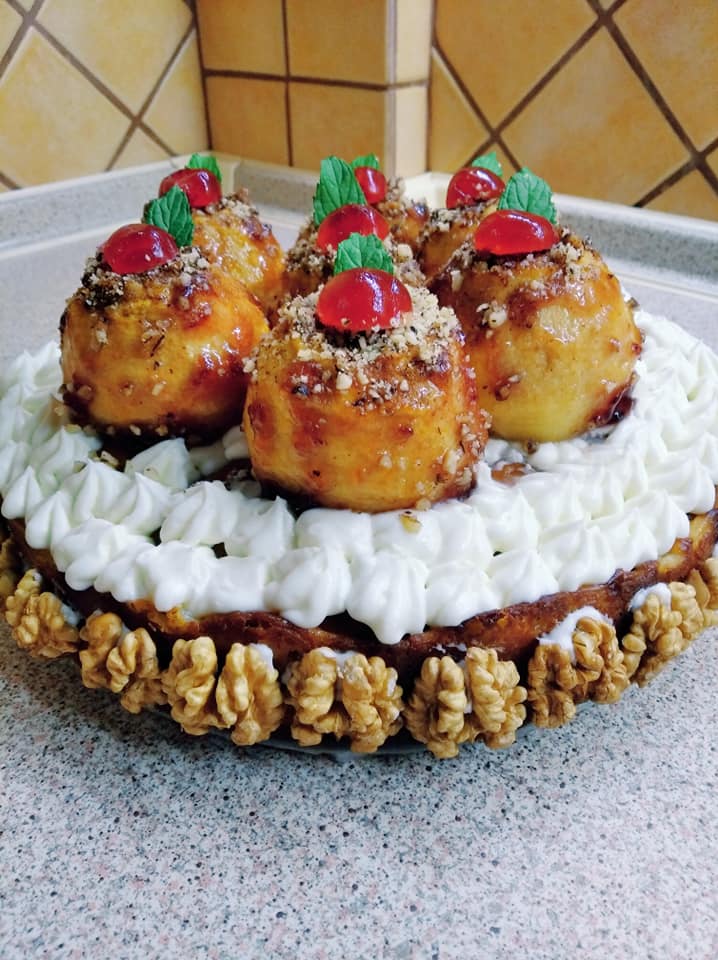 Χριστουγεννιάτικη- μηλόπιτα-