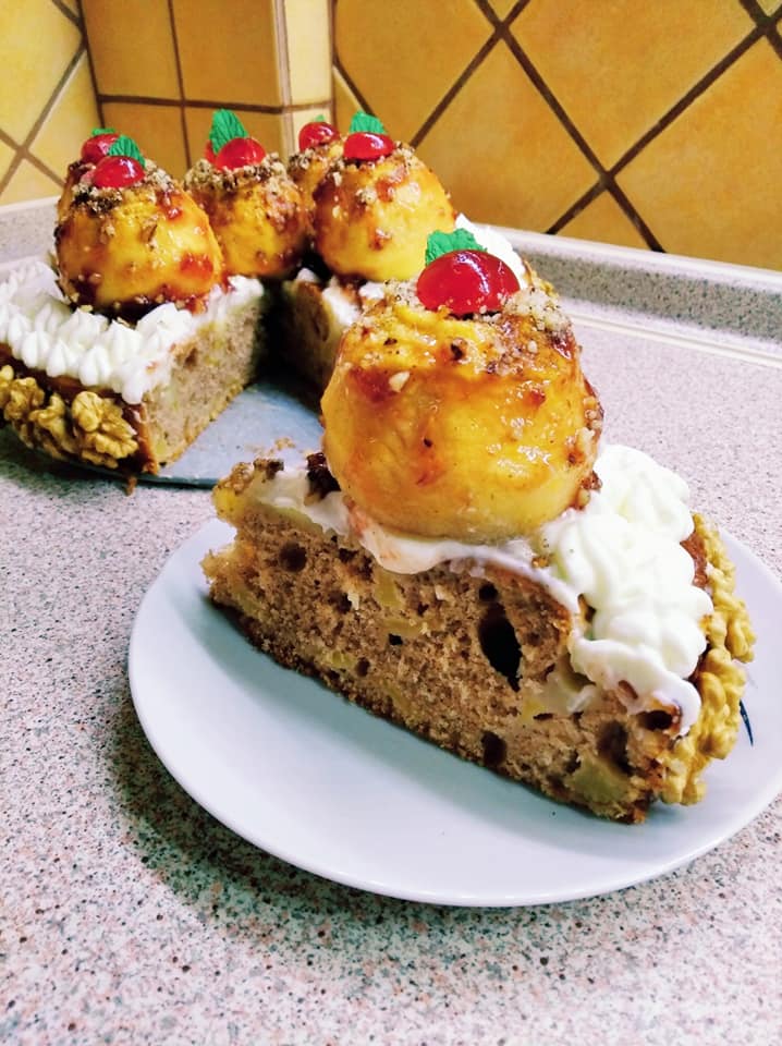 Χριστουγεννιάτικη- μηλόπιτα-