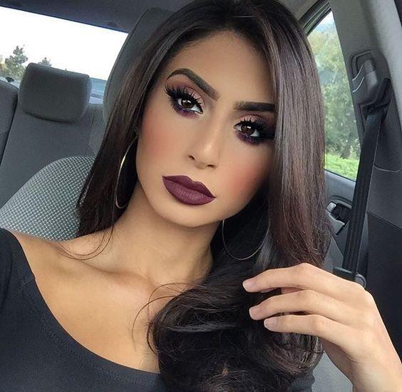 ίσια-μαλλιά-με-σπάσιμο-στις-άκρες-ιδέες-για-τον-Δεκέμβριο-2021-