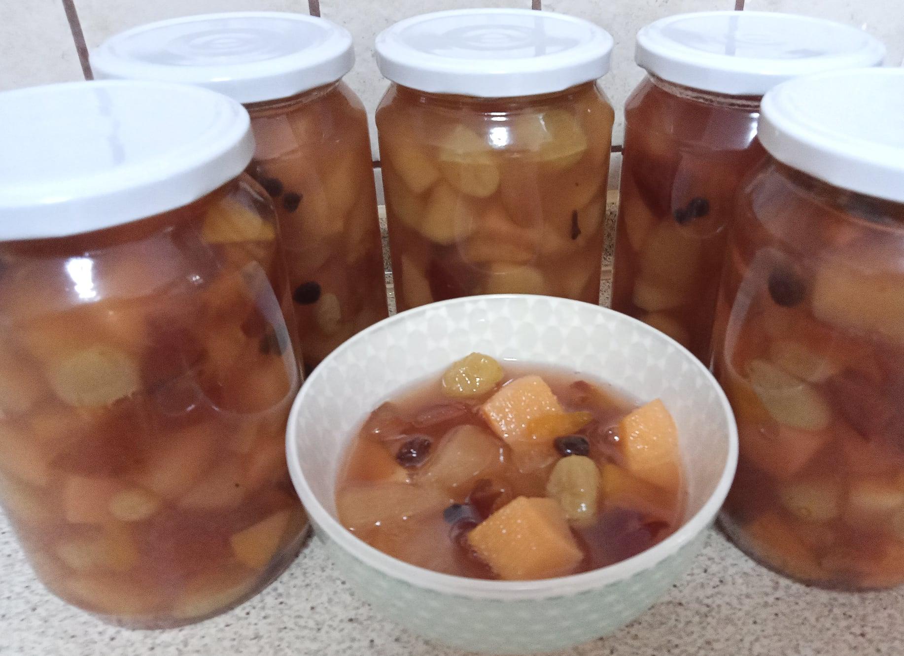 Χριστουγεννιάτικη- κομπόστα-