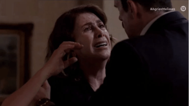 Άγριες Μέλισσες: Έρχεται η πτώση της Μυρσίνης