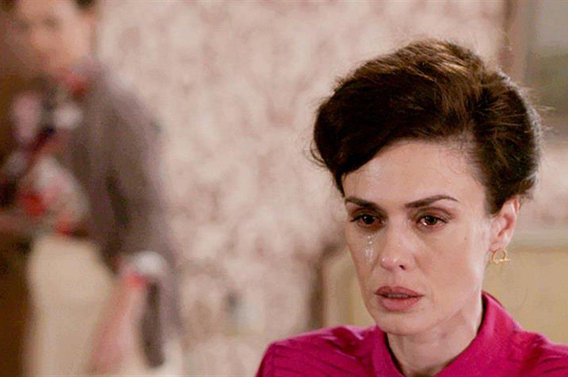 Άγριες Μέλισσες : Ζωή και Αιμιλία πιάνονται στα χέρια