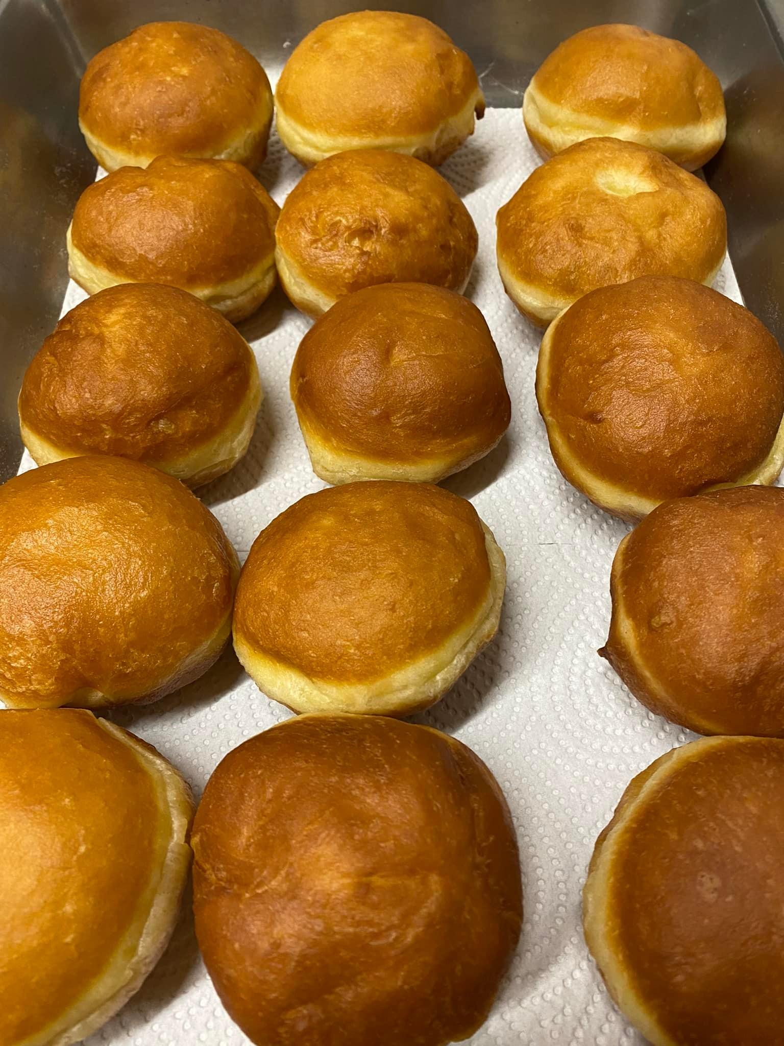 Faschingskrapfen-: Χριστουγεννιάτικοι- λουκουμάδες-