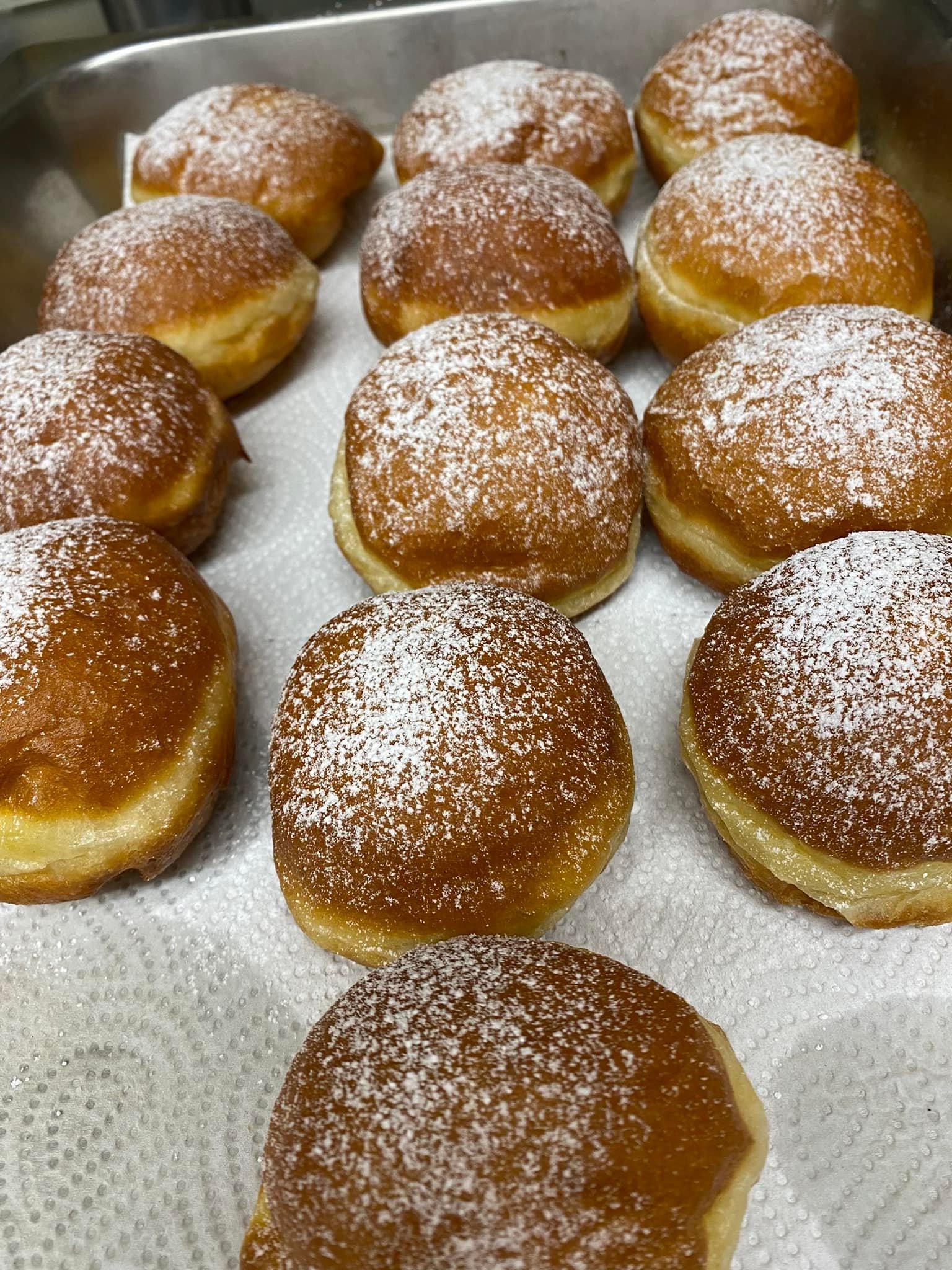 Faschingskrapfen-: Χριστουγεννιάτικοι- λουκουμάδες-