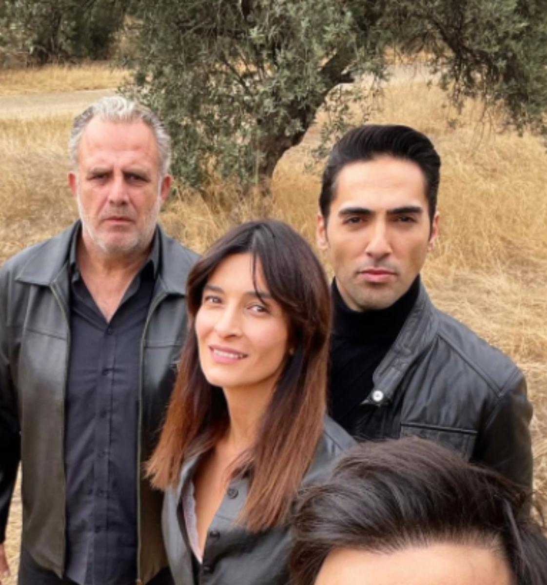 Η Γη της ελιάς: O Κουράκος κάνει πρόταση γάμου στην Ιουλία