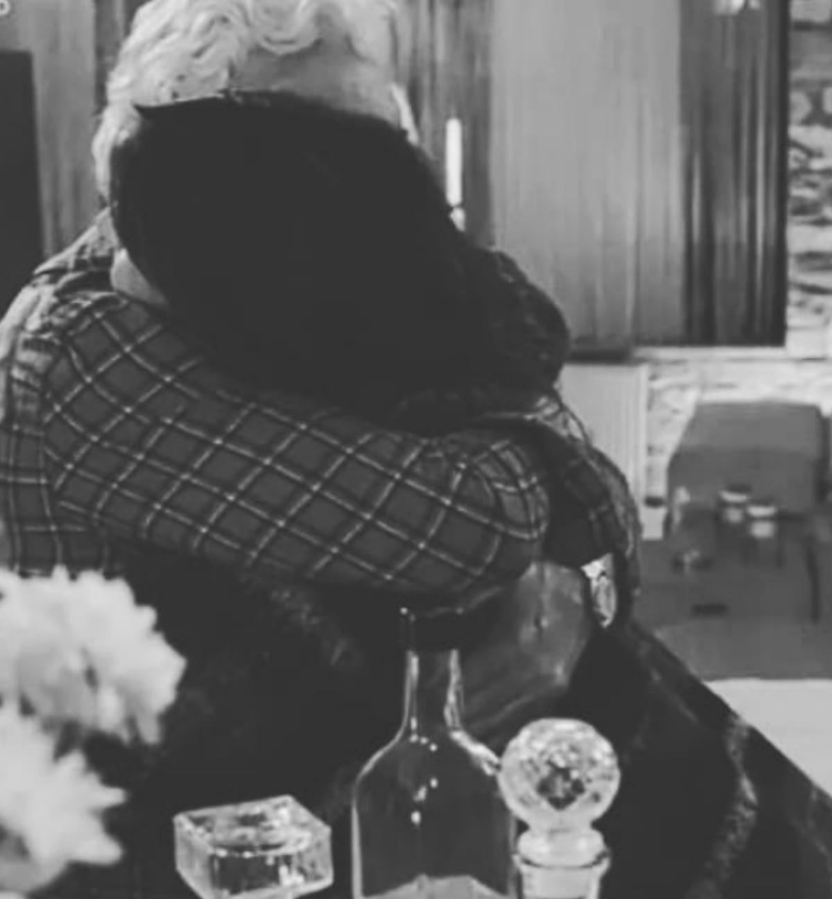 Η Γη της Ελιάς: Παντρεύεται η Ιουλία με τον αστυνόμο Κουράκο