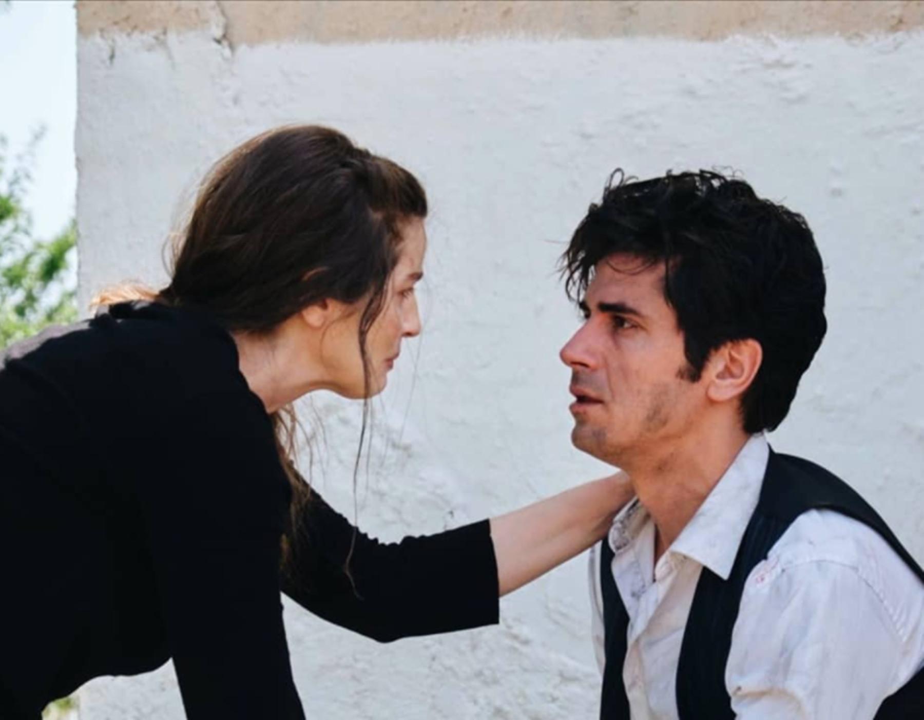 Άγριες Μέλισσες: Ο Ακύλας δίνει εντολή θανάτου για τον Λάμπρο