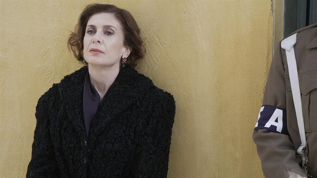 Άγριες Μέλισσες Γ’ κύκλος επόμενα επεισόδια : 45 , 46 , 47 , 48