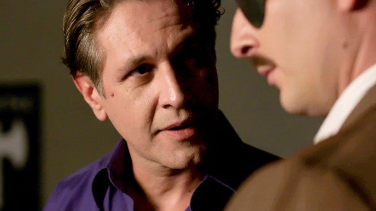 Άγριες μέλισσες : Η Ζώη στέλνει τον Ακύλα στη κόλαση