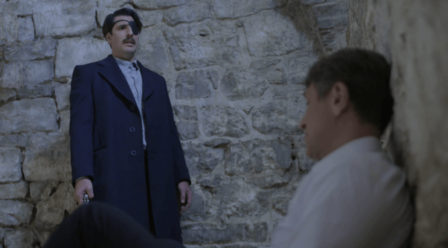 Άγριες μέλισσες : Η Ζώη στέλνει τον Ακύλα στη κόλαση