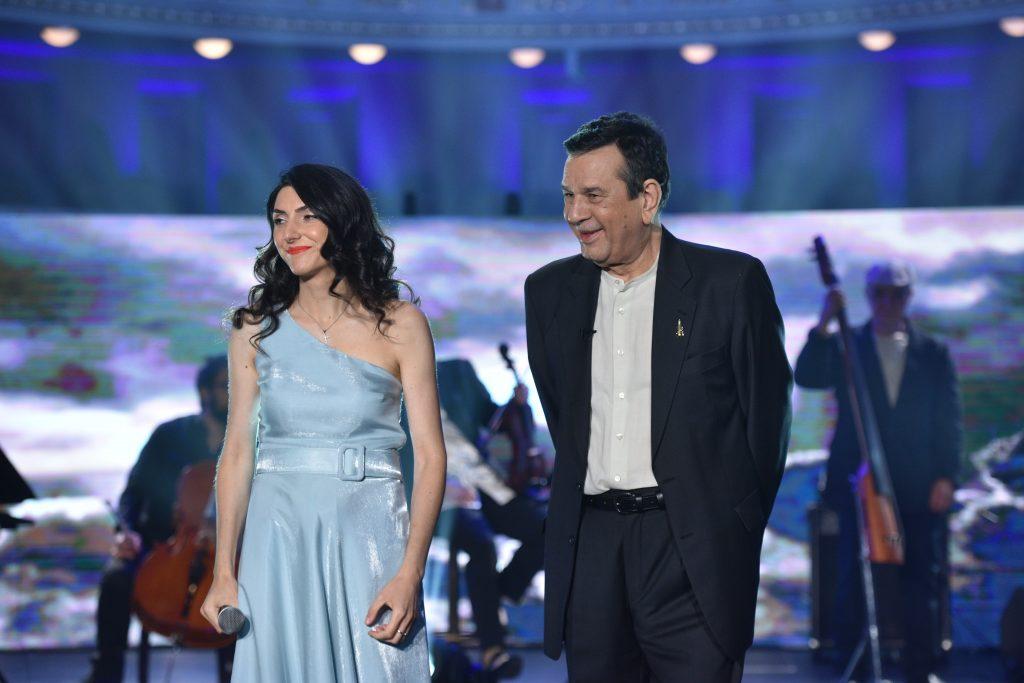 H Ρούλα Κορομηλά επιστέφει την τηλεόραση – Ποια εκπομπή θα παρουσιάσει ;