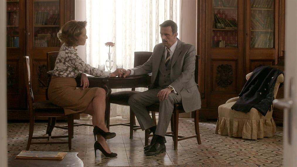 Άγριες Μέλισσες : Η Ελένη με τον Λάμπρο θα αποκτήσουν παιδί