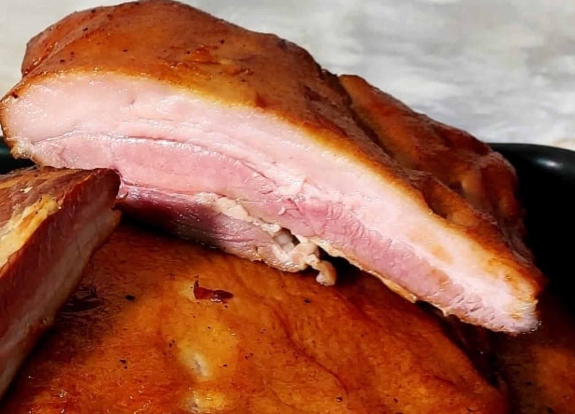 Συνταγή για σπιτικό καπνιστό μπέικον