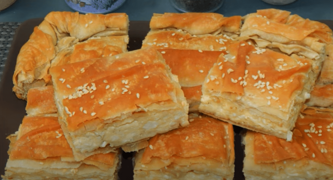 Χριστουγεννιάτικη-τυρόπιτα-συνταγή-