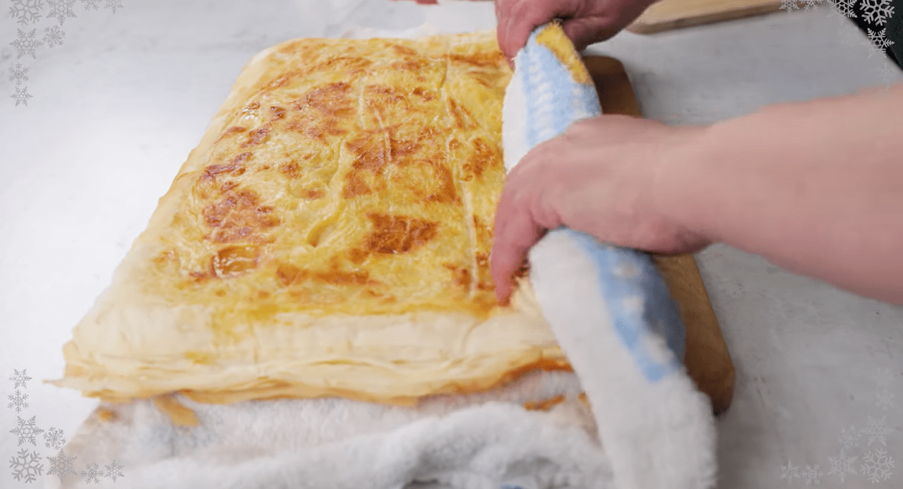 Εύκολο αλμυρό ρολό με φύλλο κρούστας