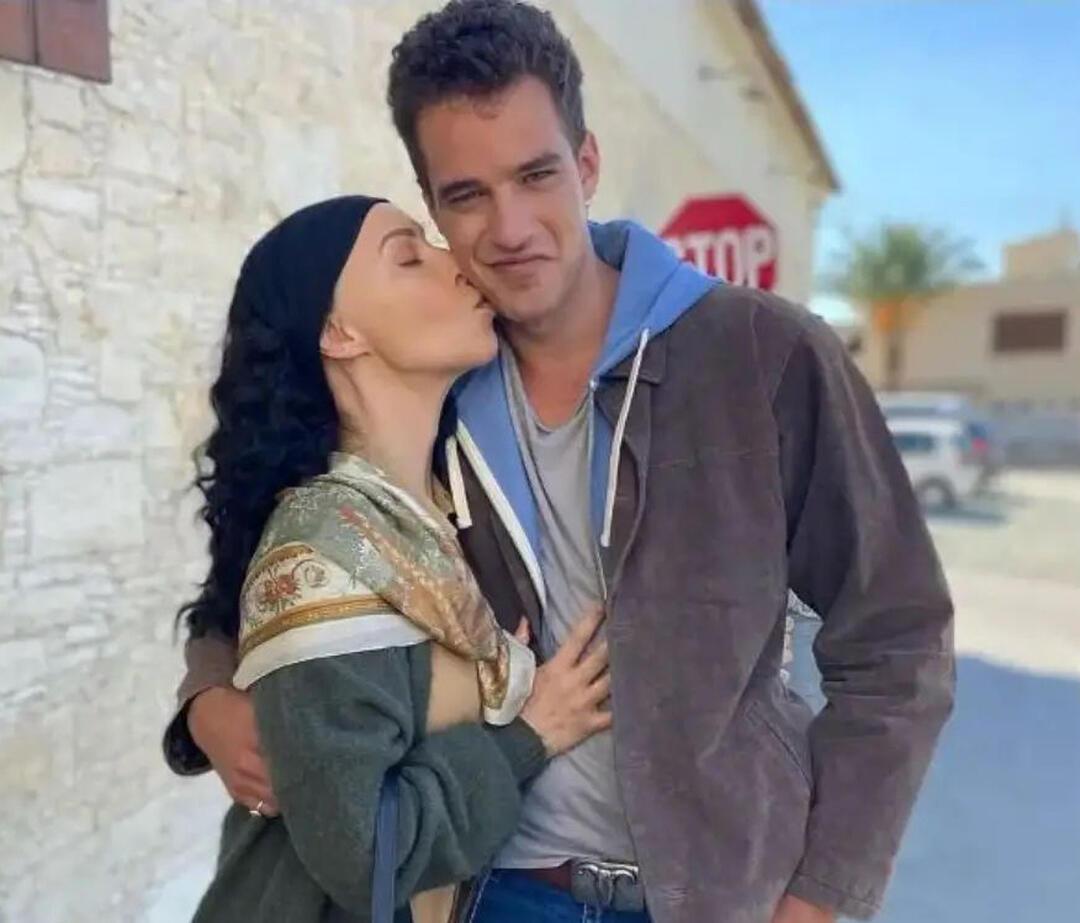 Η Γη της Ελιάς: Ο Στέφανος γίνεται μαμάκιας και η Μυρτάλη δεν αντέχει άλλο