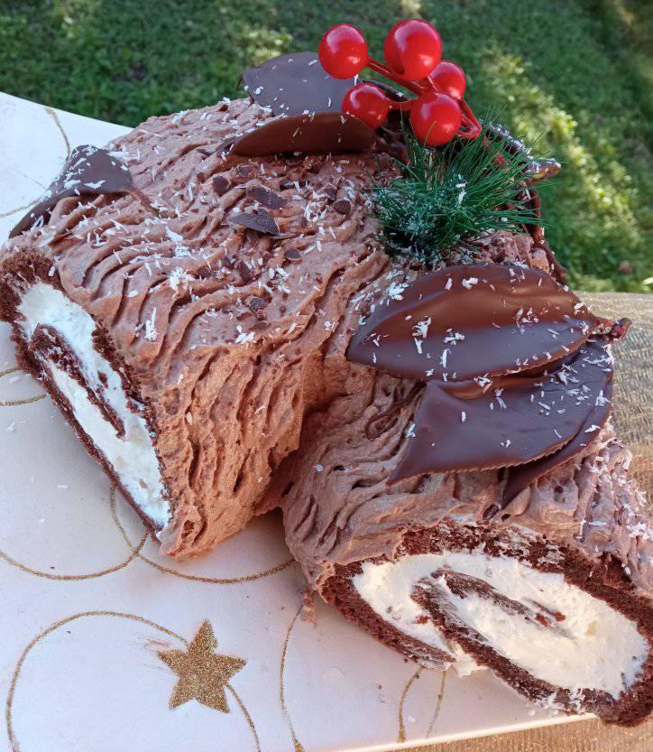 Χριστουγεννιάτικος κορμός από την Τζένη Τσανακτσίδου