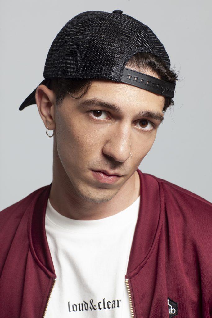 Σκοτεινή Θάλασσα επόμενα επεισόδια : 1