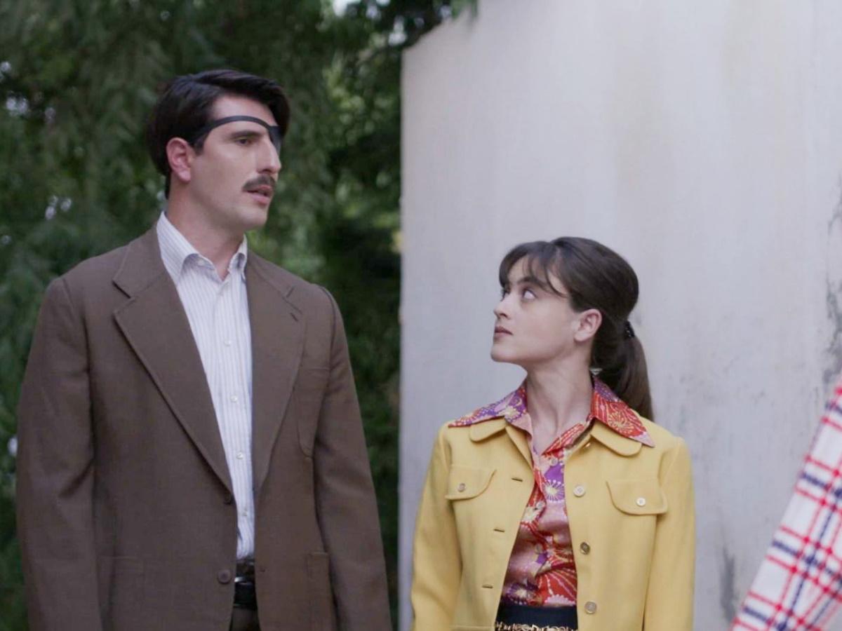 Άγριες μέλισσες : Η Πηνελόπη χωρίζει τον μελέτη από την Κορίνα