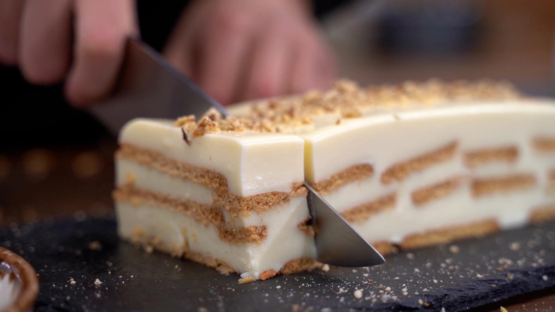 Λευκός -Χριστουγεννιάτικος- κορμός -χωρίς -ζάχαρη- Λευκός -Χριστουγεννιάτικος- κορμός -χωρίς -ζάχαρη-