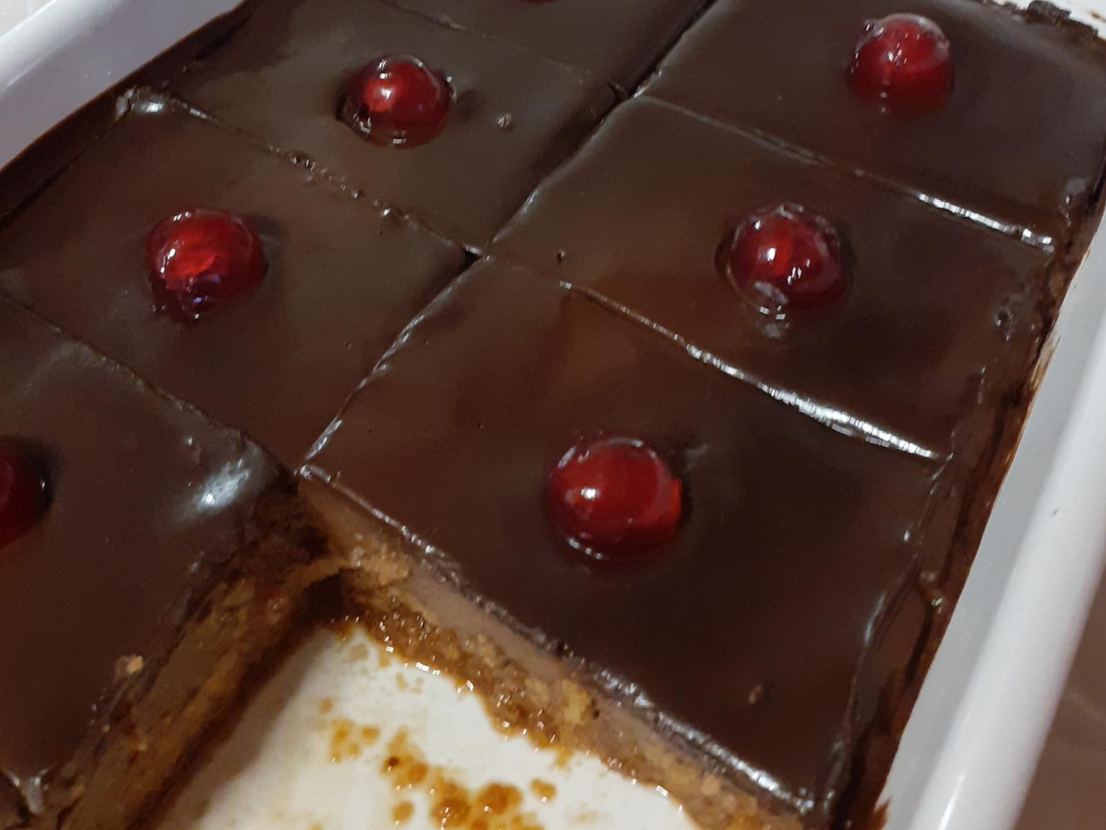 γλυκό-με-την-βασιλόπιτα-που-περίσσεψε- γλυκό-με-την-βασιλόπιτα-που-περίσσεψε-