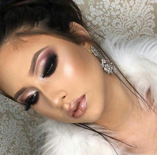 Χριστούγεννα 2021: 15 ιδέες για smokey eye