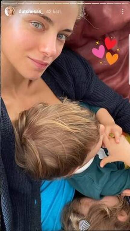 Δούκισσα Νομικού: Η τρυφερή φωτογραφία με τα παιδιά της