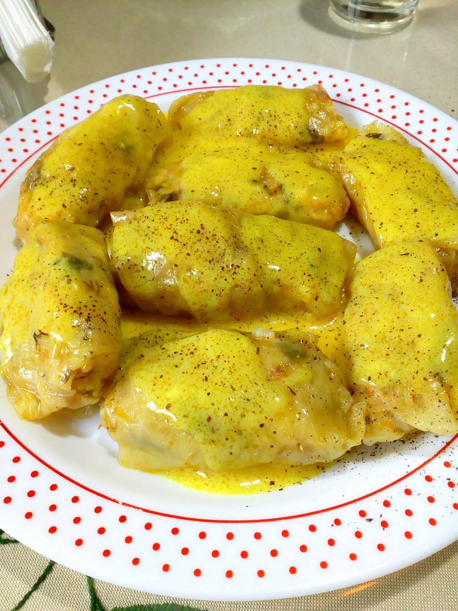 Λαχανοντολμάδες-αυγολέμονο-με κουρκουμά-συνταγή- Λαχανοντολμάδες-αυγολέμονο-με κουρκουμά-συνταγή-