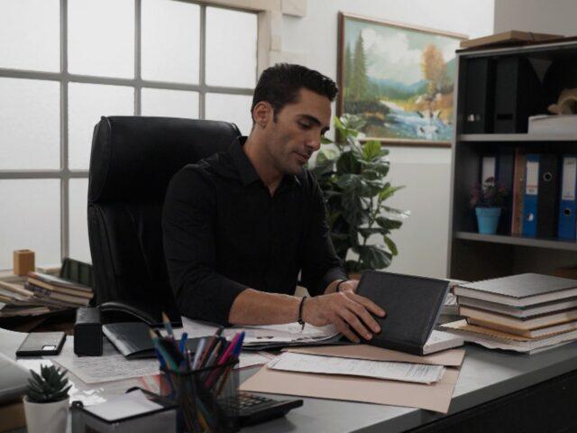 Η Γη της Ελιάς: Αρετή με Κουράκο μαζί και ενάντια στο Στάθη