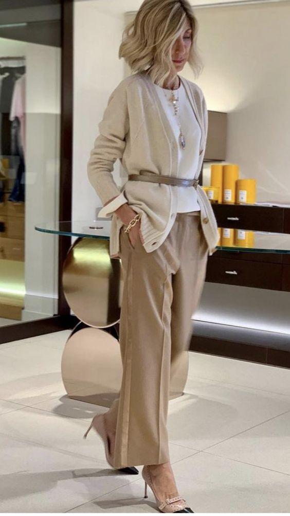 μπεζ-παντελόνι-μπεζ-μπλούζα-και-μπεζ-ζακέτα-ιδέες-