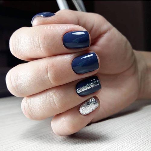 ασημί-νύχια-για-την-Πρωτοχρονιά 2021-ιδέες-