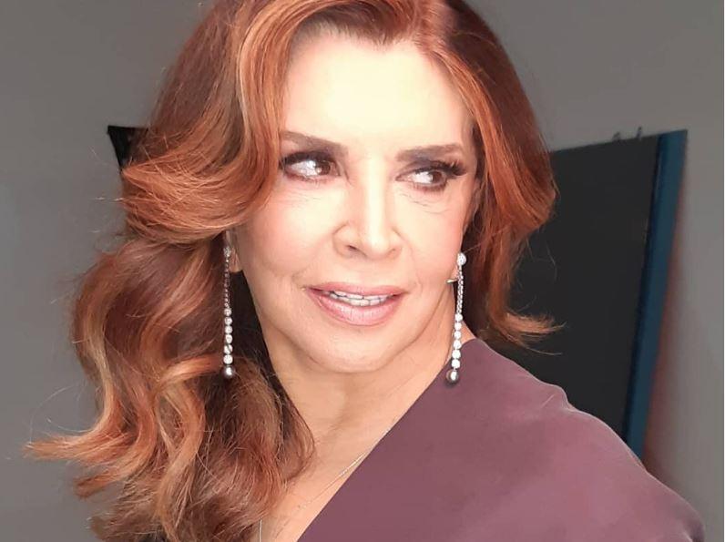 Μιμή Ντενίση: Ποιο φαγητό τρώει μόνο μία φορά το χρόνο