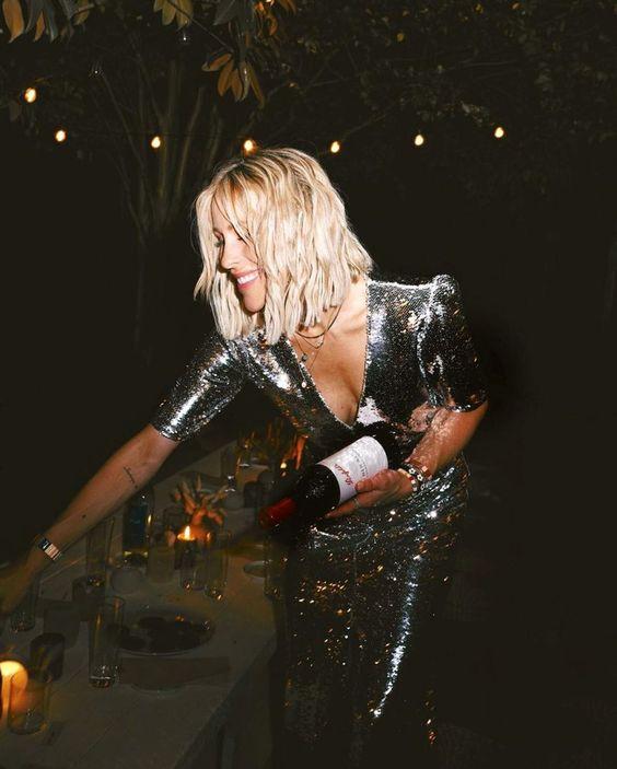 φόρεμα-με-γκλίτερ-για-την-Πρωτοχρονιά-ιδέες-