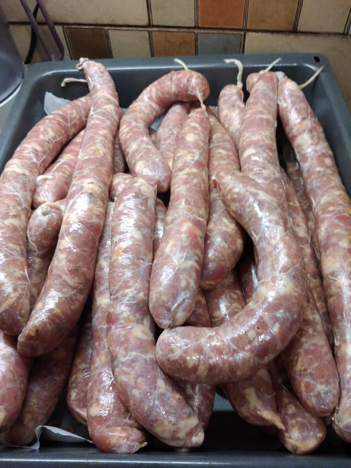 Σπιτικά-λουκάνικα-με-πορτοκάλι-